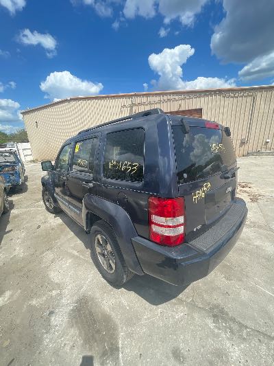 2008 Jeep Liberty Location - Chrysler - Row 42 - Stock # H51653