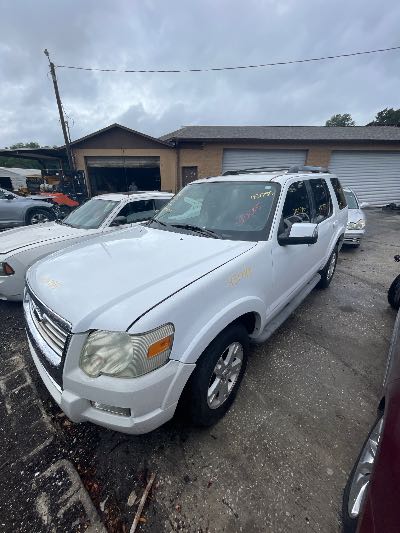 2010 Ford Explorer Location - Ford - Row 32 - Stock # H51785