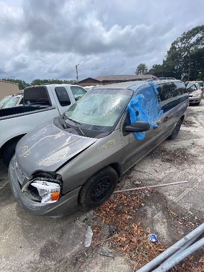 2005 Ford Freestar Location - Ford - Row 32 - Stock # H51713
