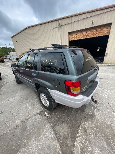 2004 Jeep Grand Cherokee Location - Chrysler - Row 43 - Stock # H51723