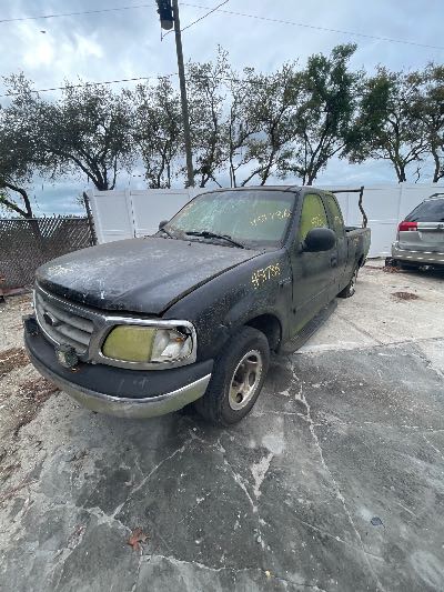 2003 Ford F-150 Location - Large Trucks & Vans - Row 24 - Stock # H51786