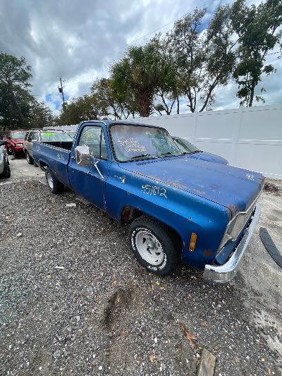 1978 CHEVROLET CHEYENNE Location - Large Trucks & Vans - Row 21 - Stock # H51812