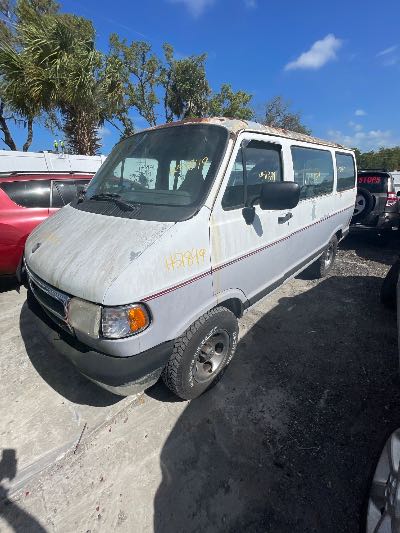 1997 Dodge Ram Wagon Location - Large Trucks & Vans - Row 22 - Stock # H51849