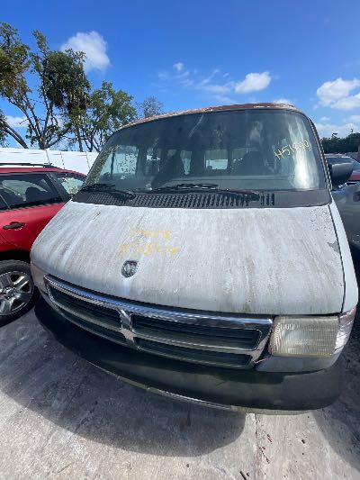1997 Dodge Ram Wagon Location - Large Trucks & Vans - Row 22 - Stock # H51849