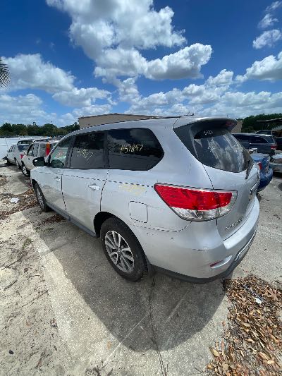 2013 Nissan Pathfinder Location - Imports - Row 6 - Stock # H51857