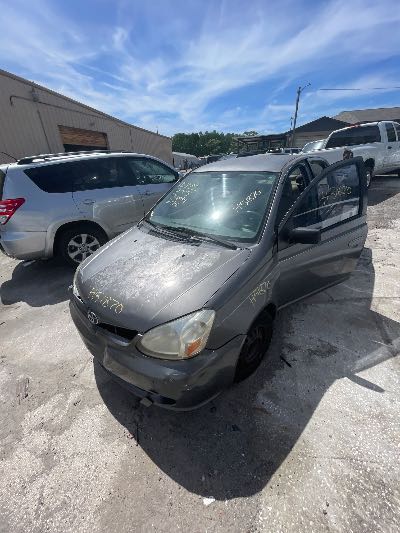 2005 Toyota Echo Location - Imports - Row 4 - Stock # H51870