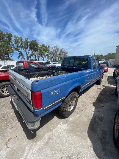 1995 Ford F-250 Location - Large Trucks & Vans - Row 25 - Stock # H51871