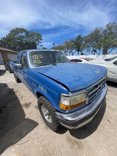 1995 Ford F-250 Location - Large Trucks & Vans - Row 25 - Stock # H51871