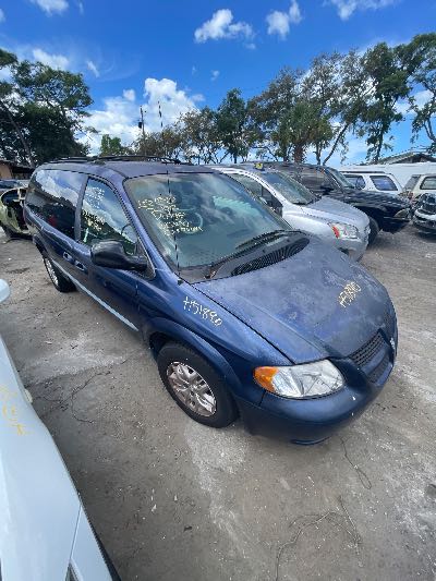 2002 Dodge Grand Caravan Location - Chrysler - Row 44 - Stock # H51890