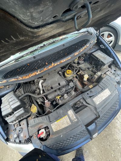 2002 Dodge Grand Caravan Location - Chrysler - Row 44 - Stock # H51890