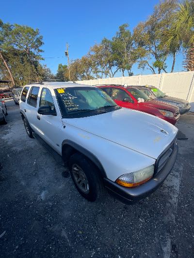 2002 Dodge Durango Location - Chrysler - Row 44 - Stock # H51826