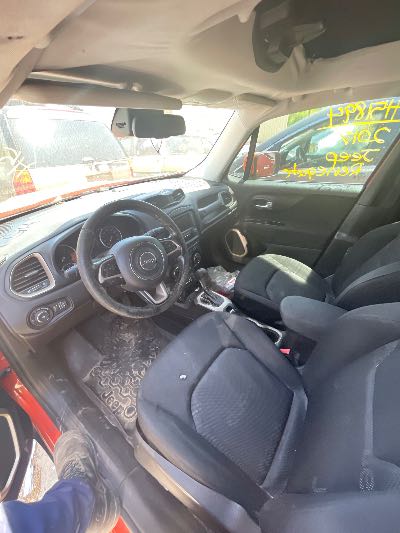 2017 Jeep Renegade Location - Chrysler - Row 44 - Stock # H51894