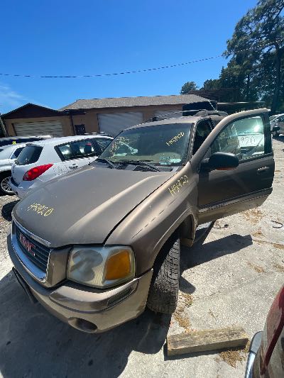 2003 GMC Envoy Location - GM - Row 27 - Stock # H51920