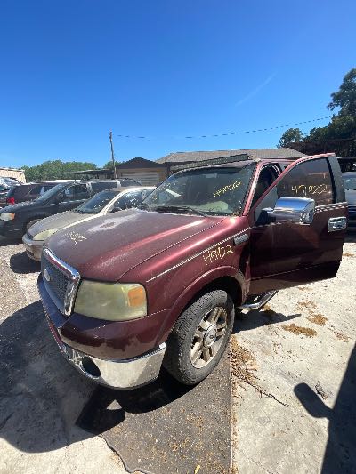 2006 Ford F-150 Location - Large Trucks & Vans - Row 23 - Stock # H51922