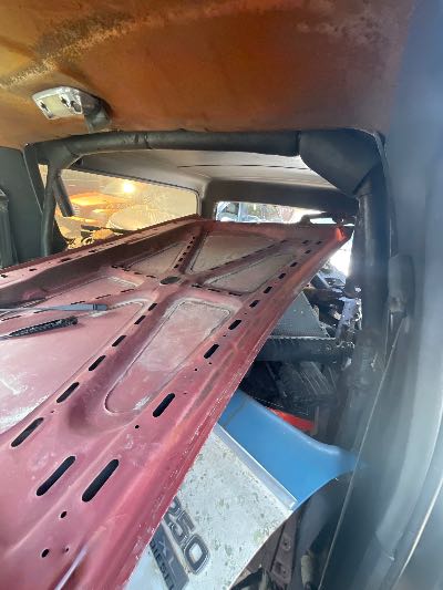 1982 FORD BRONCO Location - Large Trucks & Vans - Row 23 - Stock # H51926