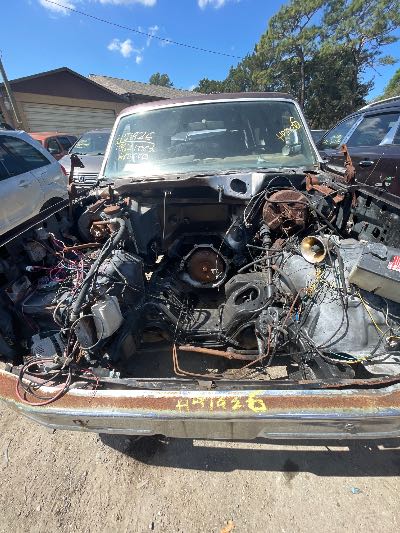 1982 FORD BRONCO Location - Large Trucks & Vans - Row 23 - Stock # H51926