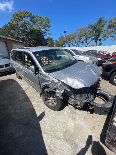 2008 Chrysler Town & Country Location - Chrysler - Row 44 - Stock # H51941