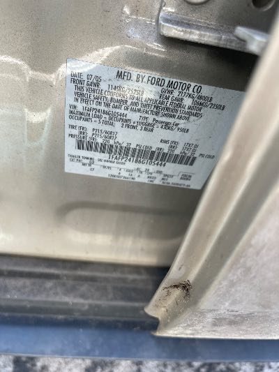 2006 Ford Five Hundred Location - Ford - Row 35 - Stock # H51952