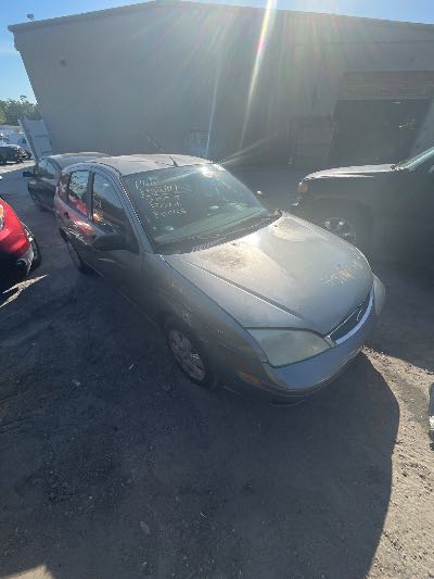 2006 Ford Focus Location - Ford - Row 34 - Stock # H51911