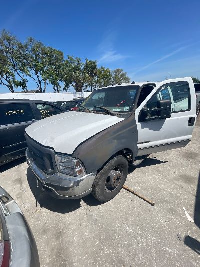 1999 Ford F-350 SD Location - Large Trucks & Vans - Row 24 - Stock # H51966