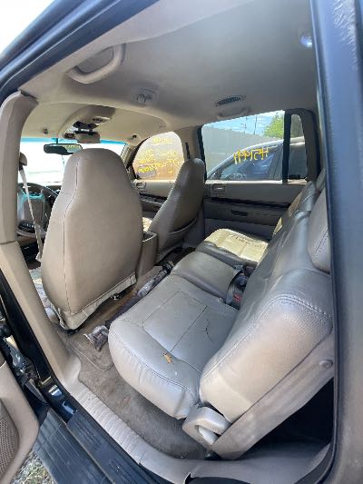 2001 Dodge Durango Location - Chrysler - Row 46 - Stock # H51991