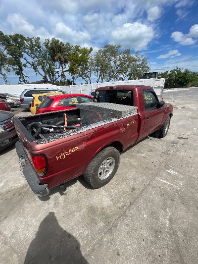 1999 Mazda B-Series Location - Ford - Row 34 - Stock # H52002