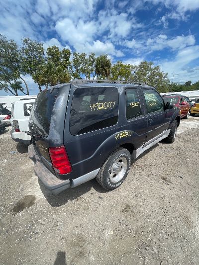 2001 Ford Explorer Location - Ford - Row 34 - Stock # H52007