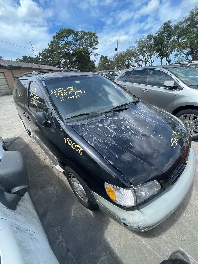 1998 Toyota Sienna Location - Imports - Row 10 - Stock # H52008