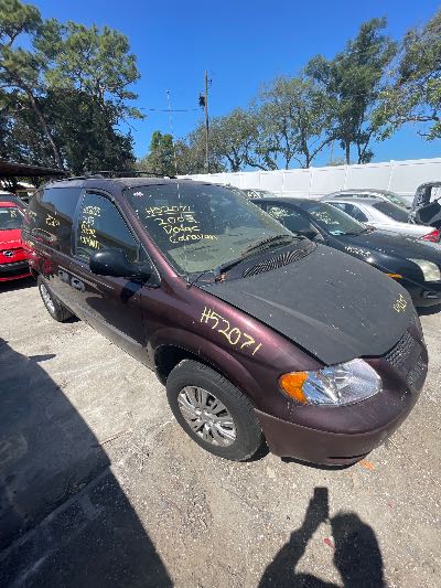 2003 Dodge Caravan Location - Chrysler - Row 46 - Stock # H52071