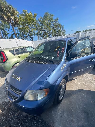 2007 Dodge Grand Caravan Location - Chrysler - Row 46 - Stock # H52036