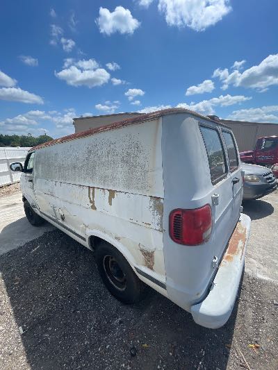 2001 Dodge Ram Van Location - Large Trucks & Vans - Row 25 - Stock # H52113