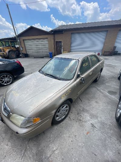 2001 Mazda 626 Location - Imports - Row 14 - Stock # H52110