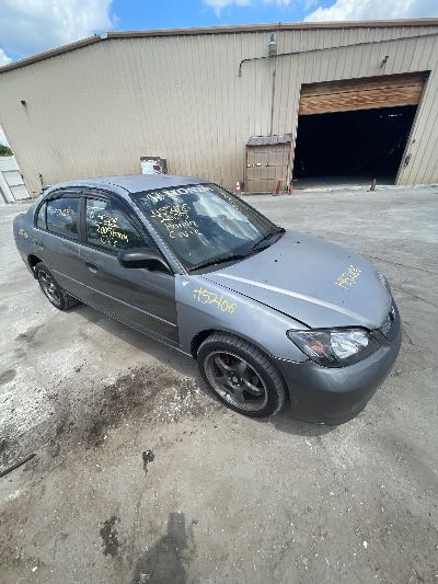 2005 Honda Civic Location - Imports - Row 18 - Stock # H52106