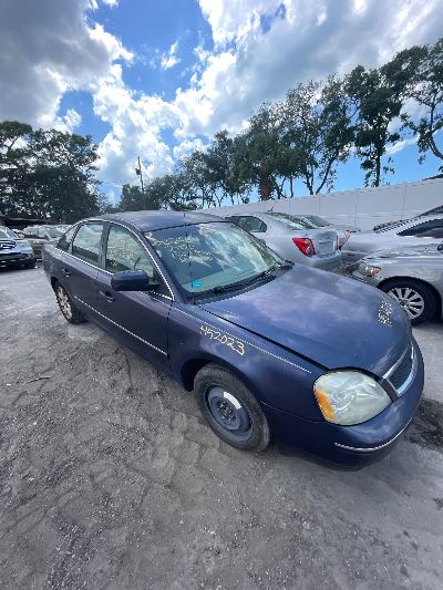 2005 Ford Five Hundred Location - Ford - Row 35 - Stock # H52023