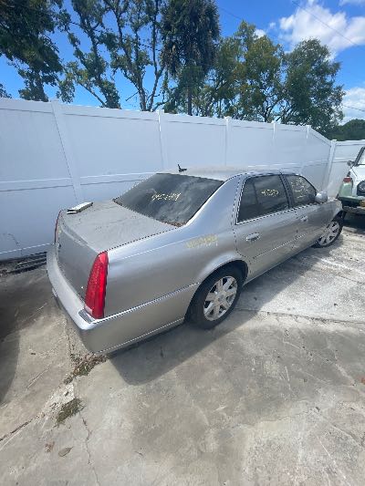 2007 Cadillac DTS Location - GM - Row 30 - Stock # H52139