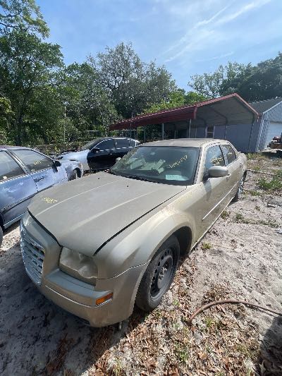2009 Chrysler 300 Location - Chrysler - Row 47 - Stock # H52137