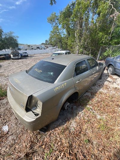 2009 Chrysler 300 Location - Chrysler - Row 47 - Stock # H52137