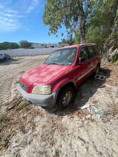 2000 Honda CR-V Location - Imports - Row 18 - Stock # H52135