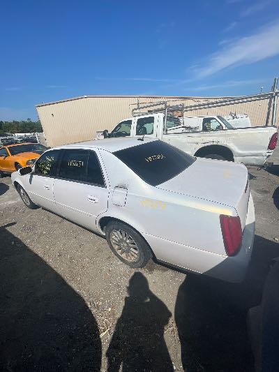 2005 Cadillac Deville Location - GM - Row 30 - Stock # H52151