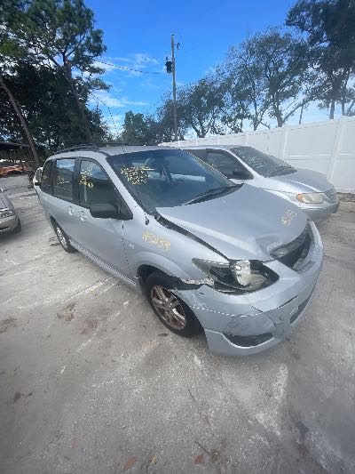 2004 Mazda MPV Location - Imports - Row 17 - Stock # H52133