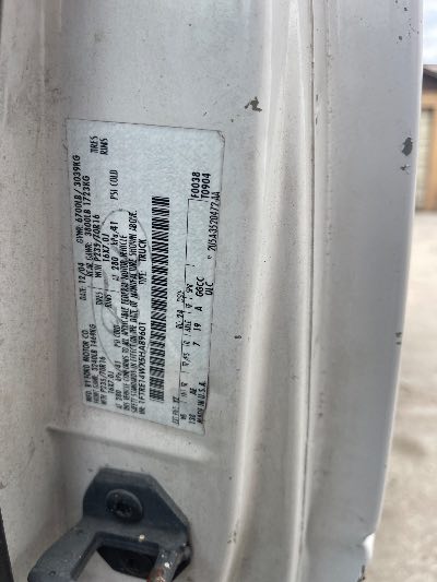 2005 Ford Econoline Location - Large Trucks & Vans - Row 26 - Stock # H52159