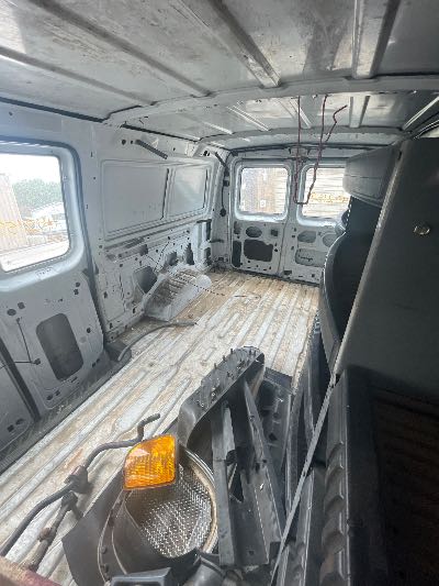 2005 Ford Econoline Location - Large Trucks & Vans - Row 26 - Stock # H52159