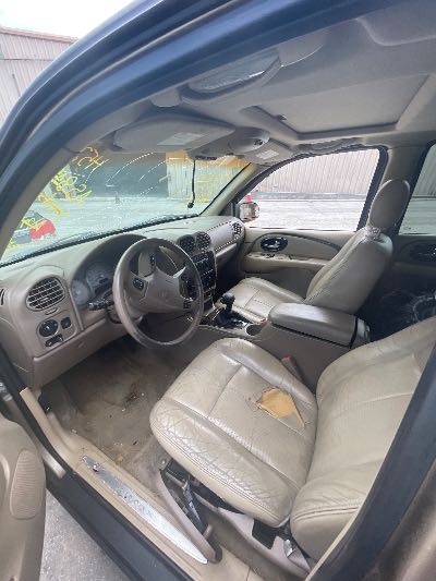 2004 Buick Rainier Location - GM - Row 31 - Stock # H52160