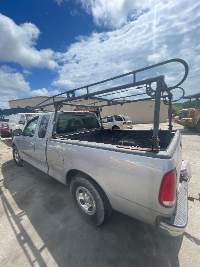 2002 Ford F-150 Location - Large Trucks & Vans - Row 25 - Stock # H52134