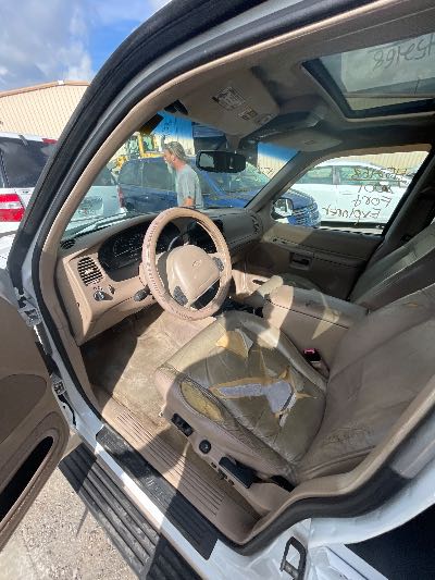 2001 Ford Explorer Location - Ford - Row 36 - Stock # H52168