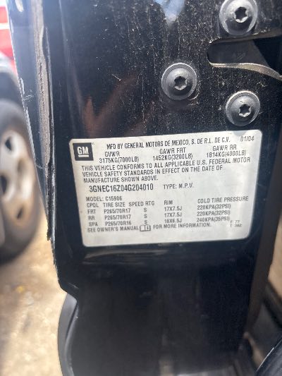 2004 Chevrolet Suburban Location - Large Trucks & Vans - Row 26 - Stock # H52193