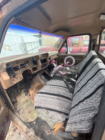 1984 Ford F-150 Location - Large Trucks & Vans - Row 26 - Stock # H52143