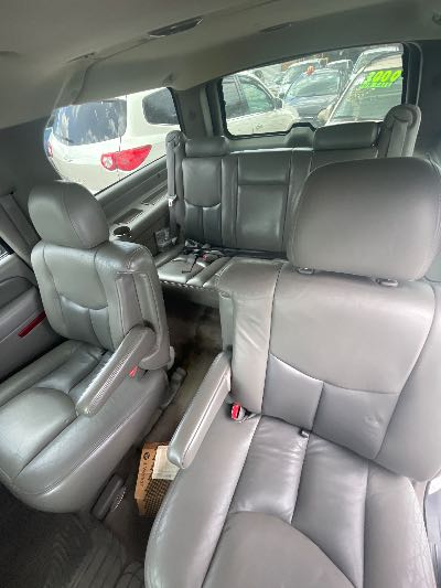 2005 GMC Yukon Denali Location - Large Trucks & Vans - Row 29 - Stock # H52194