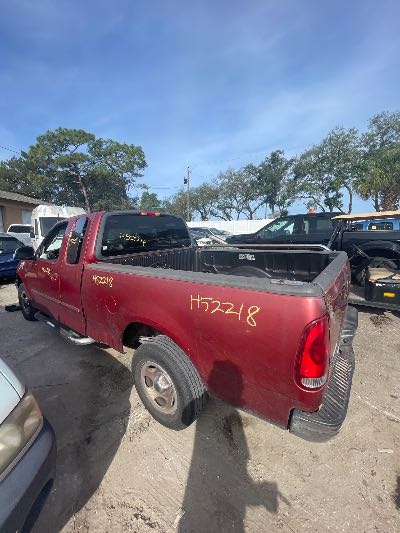 2002 Ford F-150 Location - Large Trucks & Vans - Row 26 - Stock # H52218
