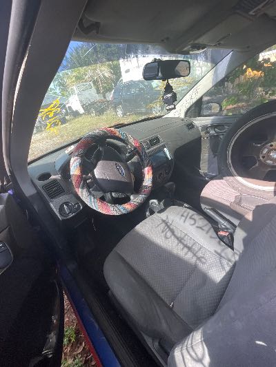 2005 Ford Focus Location - Ford - Row 37 - Stock # H52138